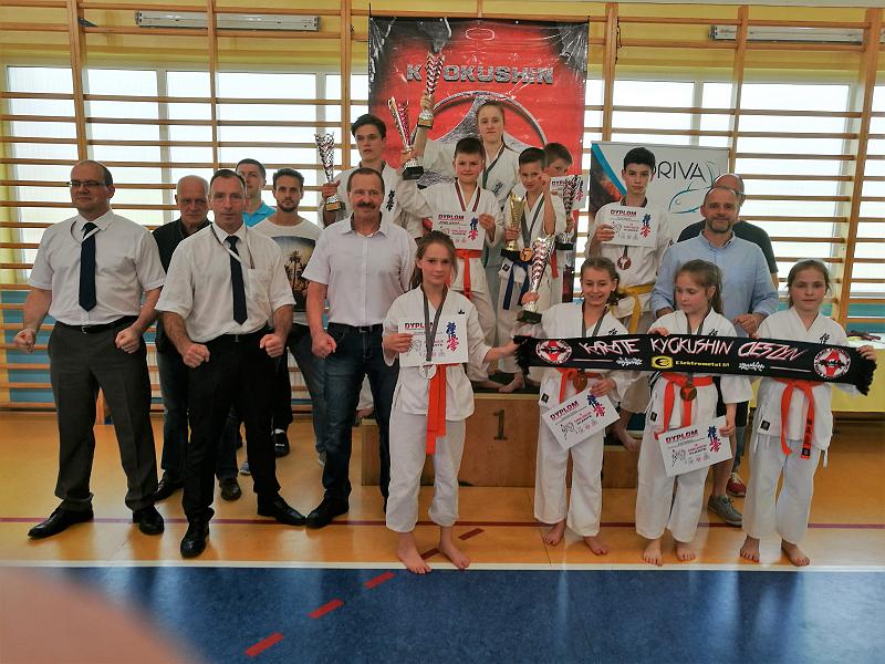 TRWA DOBRA PASSA CIESZYŃSKIEGO KYOKUSHIN