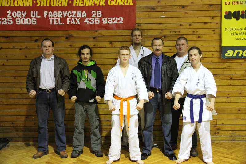 TRZY BRĄZOWE MEDALE DLA KARATE KYOKUSHIN CIESZYN